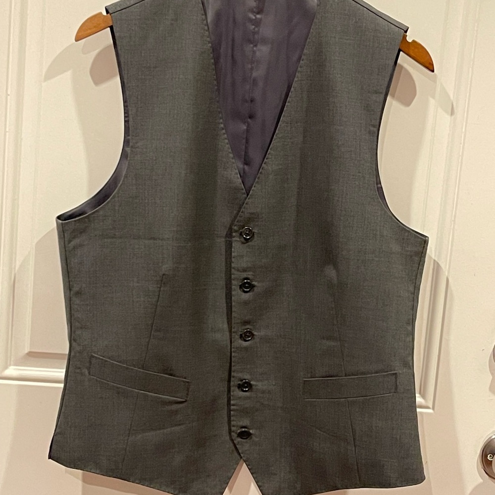 Men's Gray Vest